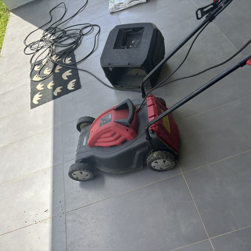 Kaizer ZF6122C electric lawn mower like new