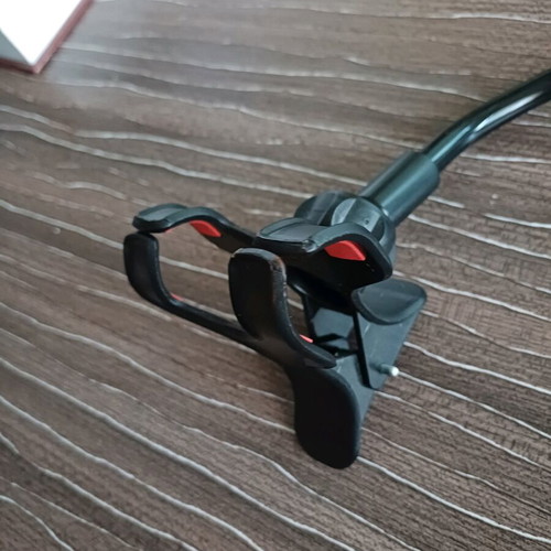 Shein phone holder like new, black for bed use
