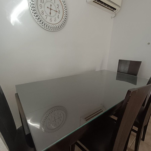 Dining set solid wood like new with 6 chairs and extendable table