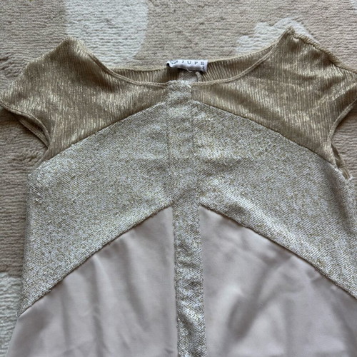 A-Style white dress size M like new, elegant