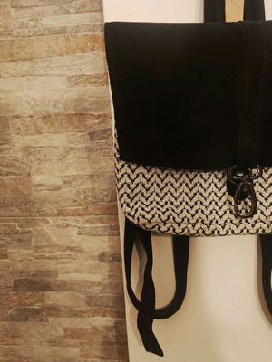 Backpack Bonendis 27x23cm like new, Rose Black V Suede