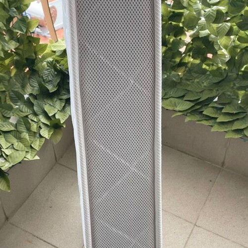 Children's mattress like new, hypoallergenic with removable fabric
