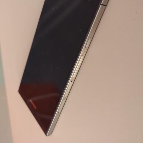 Huawei Ascend P6 used, 2GB memory, 8GB storage