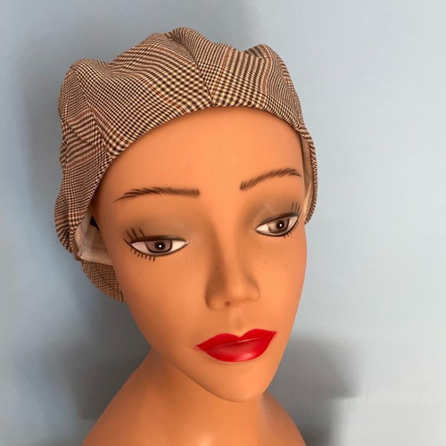 Spicchi Houndstooth Newsboy Cap like new, beige checked
