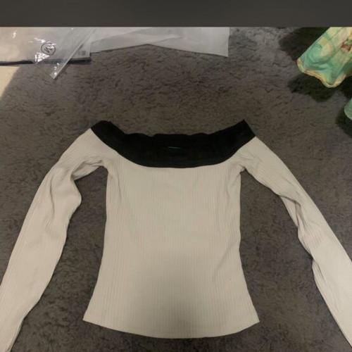 Guess white off the shoulder top with black trim like new, XS