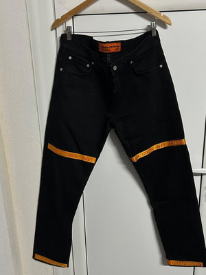 Heron Preston Untreated Tape jeans like new, black with orange
