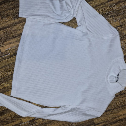 Set of 5 used girls' clothes including white long-sleeve top XS