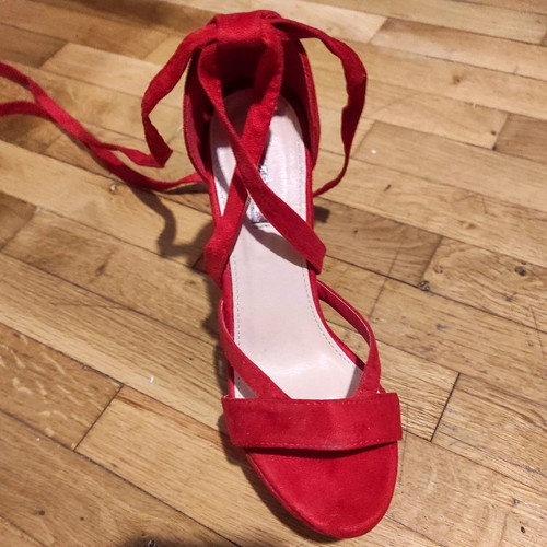 Red velvet sandal new, size 38, high heel with laces
