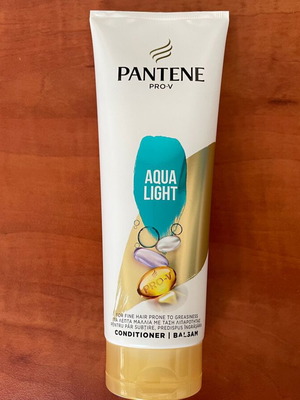Pantene Aqua Light Κρέμα Conditioner για Λεπτά Μαλλιά 220ml καινούργιο