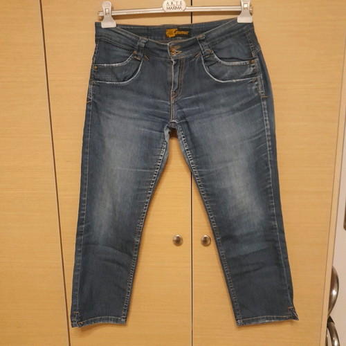 Newton denim pants size 30 in good condition with double pockets