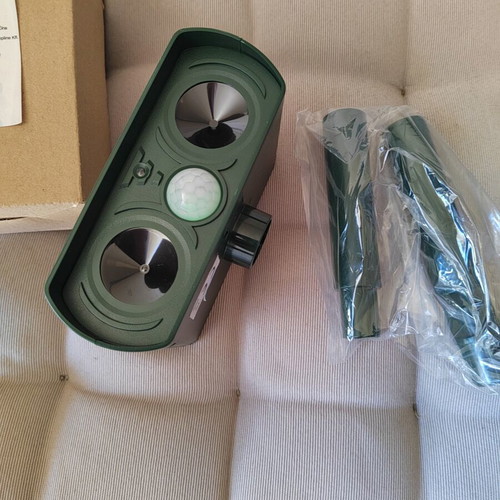 Timeless Tools HOP1000845-1 Solar Ultrasonic Animal Repeller new