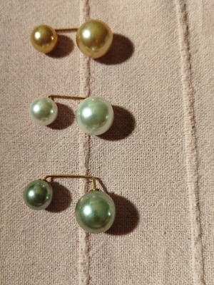 Pearl Pins Set of 3 like new, white, gray, beige