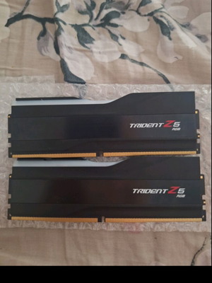 32GB DDR5 RGM RAM like new