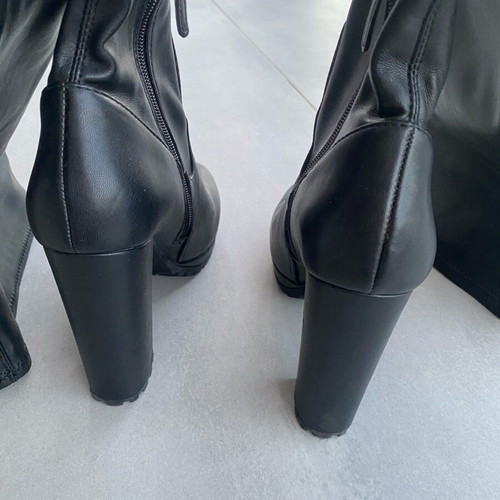 Aldo black high boots with zipper size 37 like new