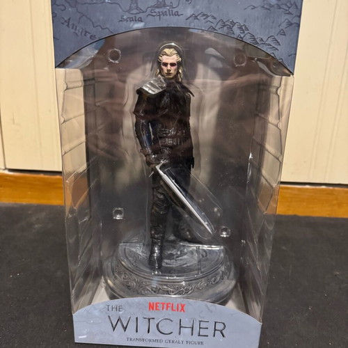 Witcher figure 24cm new from Dark Horse