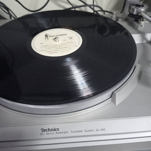 Technics SL-200 DC Servo Automatic Turntable System used