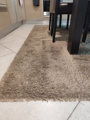 Two shaggy rugs, 2x3 m, very good condition
