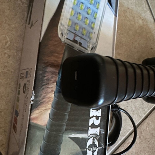 Rechargeable lamp 34 led with hook, magnet and usb charger 28 cm new