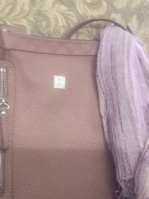 KEM leather shoulder bag like new with matching scarf pink dusty apple