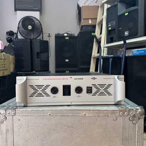 Newman Audio AA1200M professional stereo bridge power amplifier like new