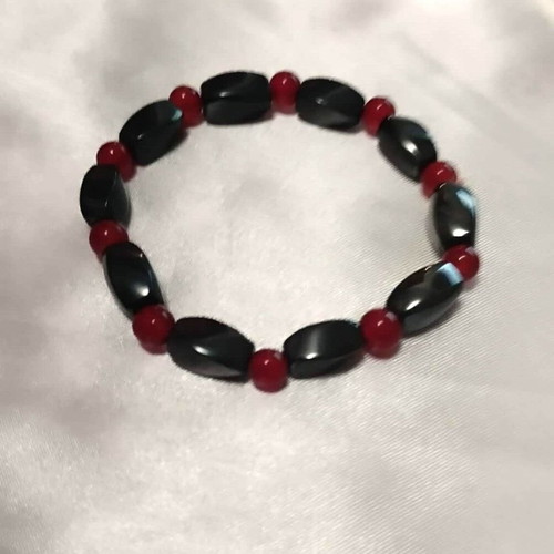 Elastic Magnetic Bracelet with Hematite and Red Garnet New