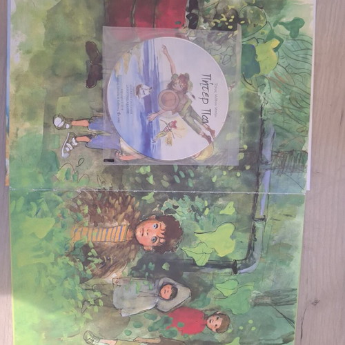 Peter Pan book with CD like new