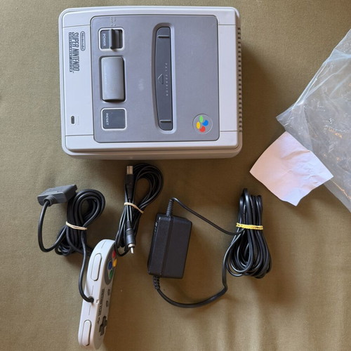 Super Nintendo Entertainment System SNES like new with all accessories
