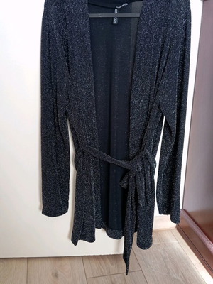 H&M cardigan like new, size S, black with belt