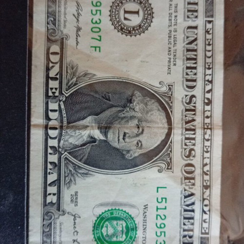 USA 1 and 2 dollar banknotes