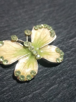 Green butterfly brooch used with enamel and rhinestones
