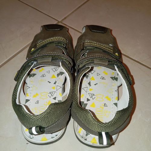 Boy's sandals size 36, beige