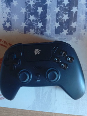 Ασύρματο χειριστήριο Spartan Gear σαν καινούργιο για PS4 και PC