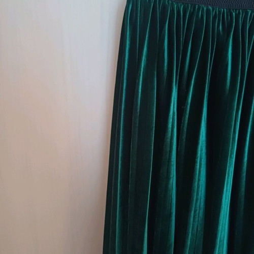 Midi skirts like new, one size, multicolored, set of 3