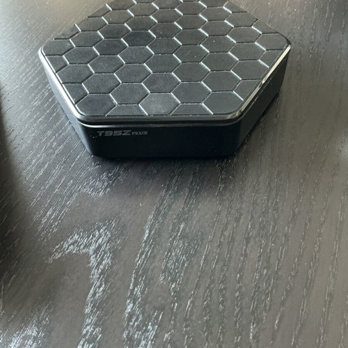 TV Box Android T95Z Plus like new, 4GB RAM, 32GB storage, 4K