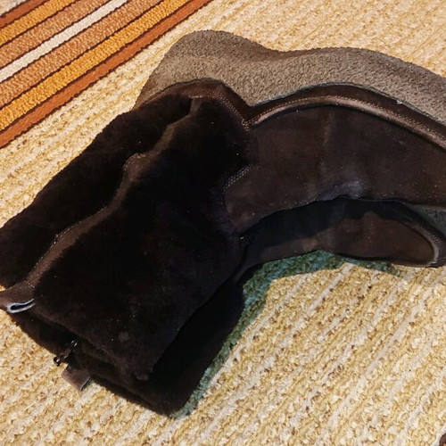 Bally brown boots like new, size 43