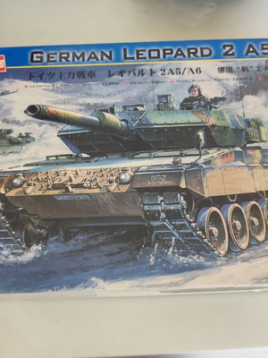 Hobbyboss German Leopard 2 A5/A6 1/35 scale model kit