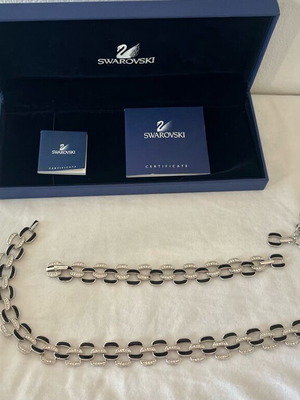 Swarovski πολυτελές σετ κολιέ και βραχιόλι με μαύρο σμάλτο και κρύσταλλα pavé καινούργιο
