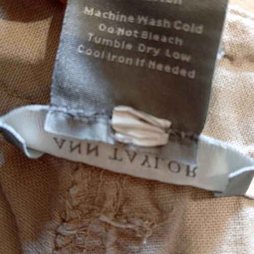 Ann Taylor women's shorts beige like new, size S