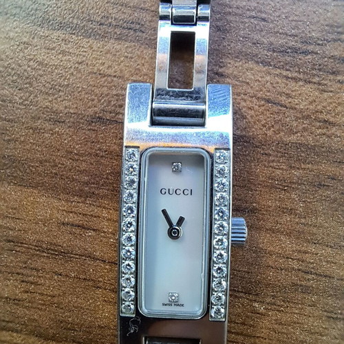 Ρολόι Gucci 3900L γυναικείο σαν καινούργιο με 26 διαμάντια