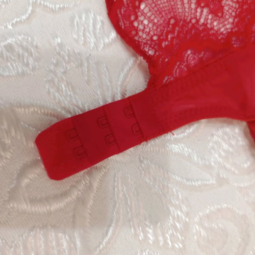 H&M red lace bra 80B push up like new