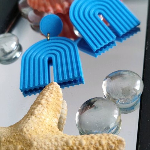 Blue hanging earrings new, stud type
