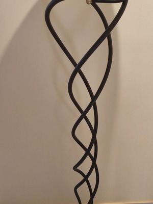 Italian floor lamp like new with artistic metal frame and alabaster glass shade