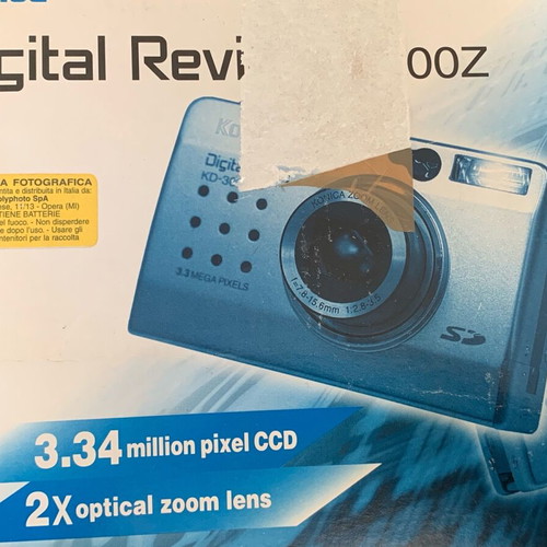 Konica Digital Revio KD-300Z vintage digital camera like new with accessories