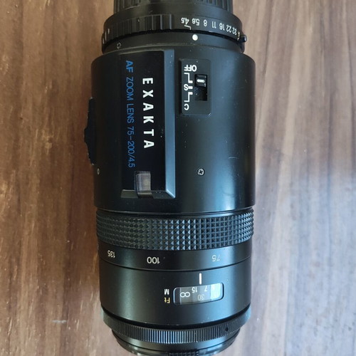 Exakta MC AF Zoom 75-200mm f/4.5 Macro lens like new
