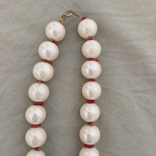 Handmade Necklace with Large Pearls and Natural Red Coral new