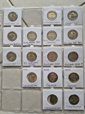 2 Euro coins unused, pack of 16 from EU countries in holders