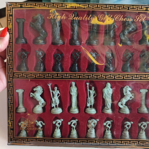 High Quality Gift Chess Set with Ancient Greece Theme, New