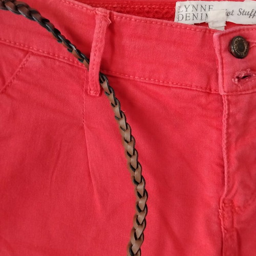 Lynne coral shorts like new with brown braided belt