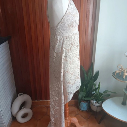 Asymmetric beige lace dress with high-low hem, like new, size M