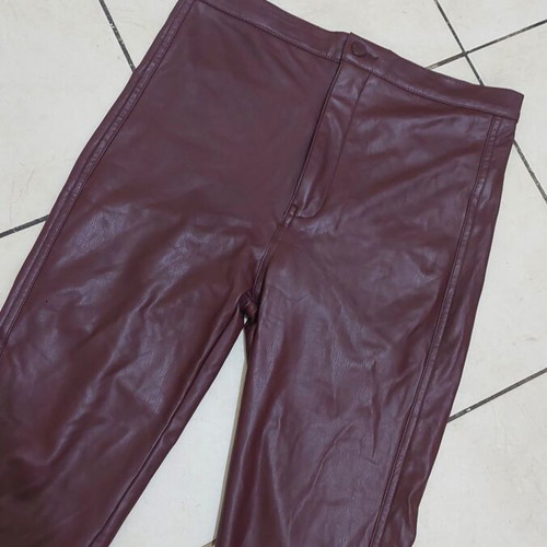 Pull & Bear leather pants like new, size L 40 12